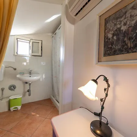Rentopolis Selly Villas * Campofelice Di Roccella